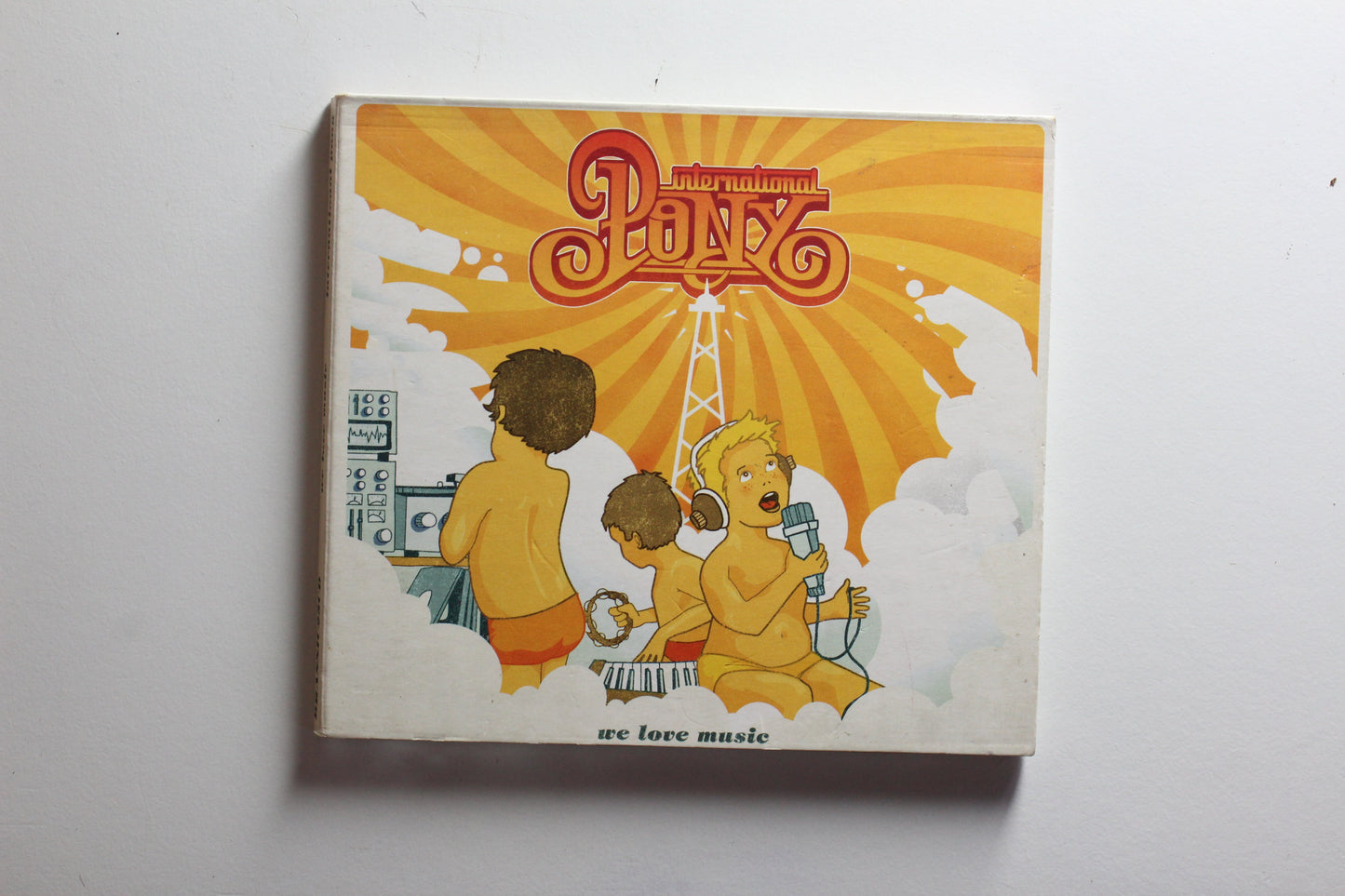 International Pony - We Love Music (VG+)