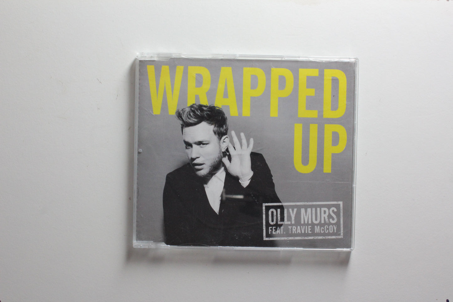 Olly Murs feat. Travie McCoy - Wrapped Up (G)