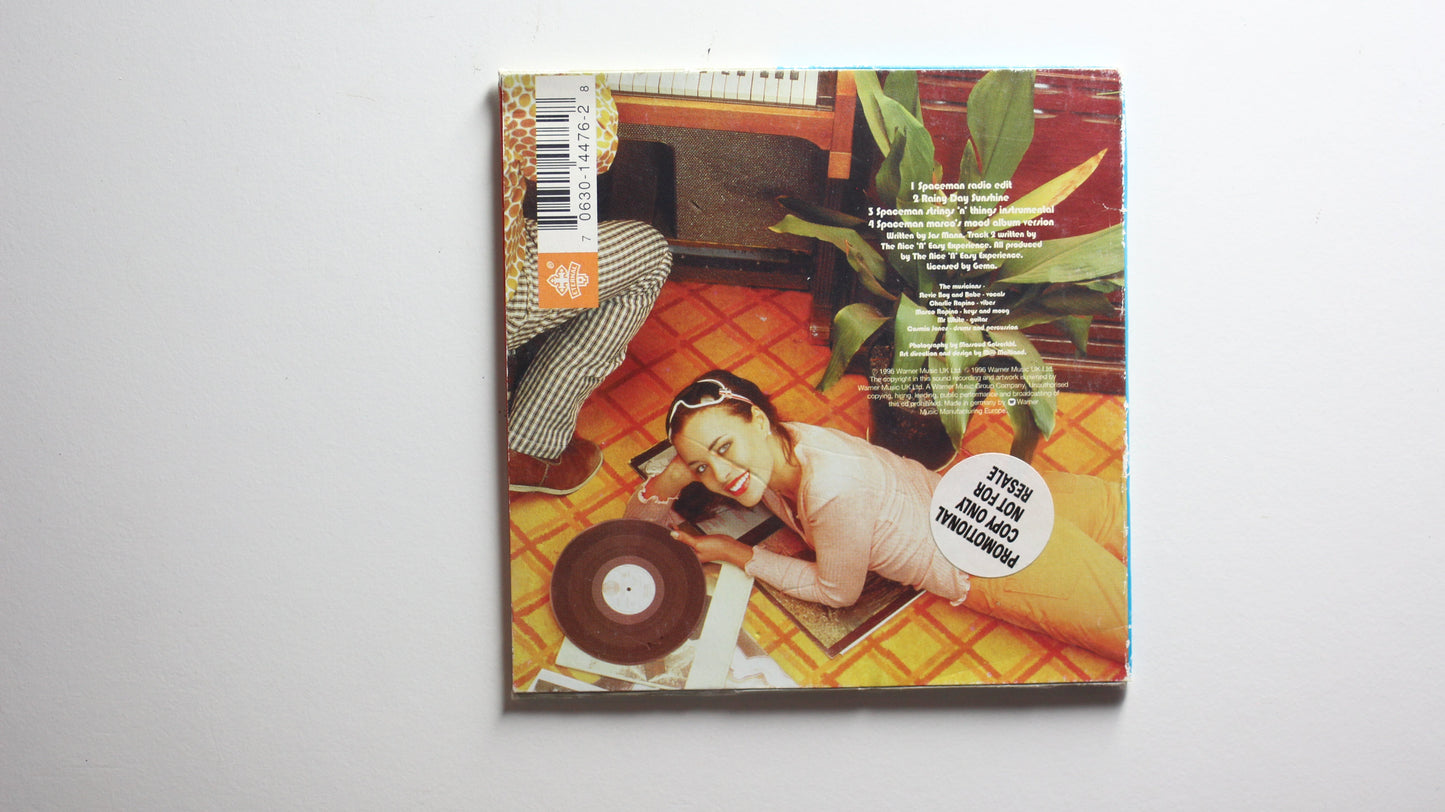 The Nice 'n' Easy Experience - Spaceman (G+)